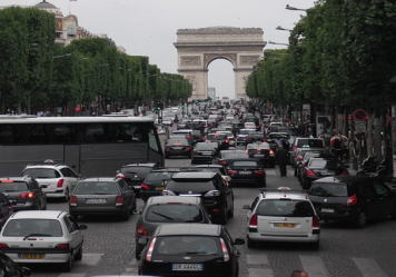 駐車禁止にも細かい分類があるフランス事情